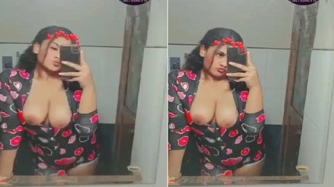18+ college teen girl boobs show before mirror