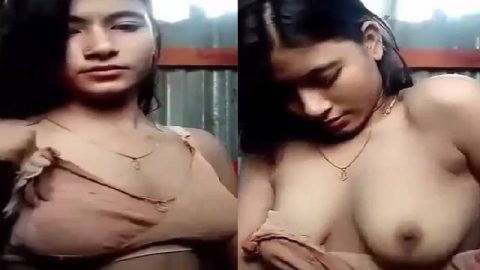 Bengali village girl sexy and nude fingering MMS