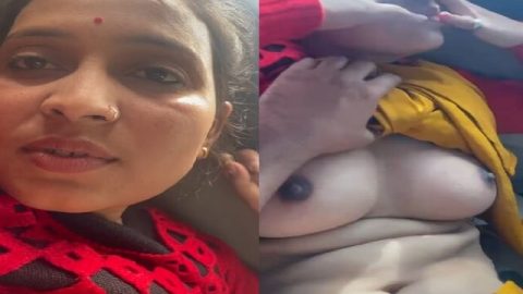Bhabhi beautiful boobs show to horny lover viral MMS