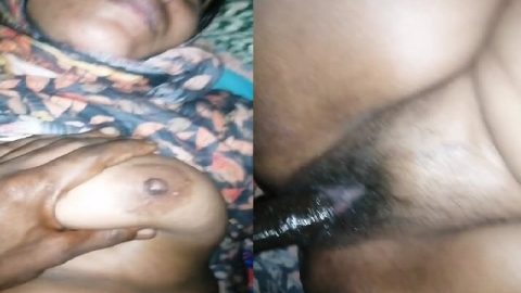 Horny mature MILF pussy fucking with boob pressing