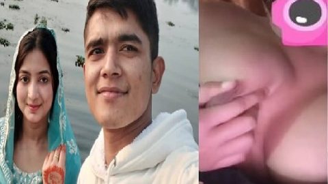 Newly married wife fingering pussy with lover on video call