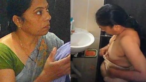 Slim aunty stripping saree and video recording bath