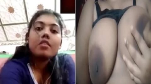 Tight ass girlfriend nude big boobs showing viral MMS