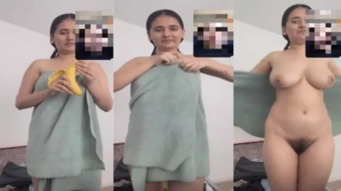 Perfect Busty Babe Showing On Vc After Bath