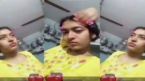 Beautiful Young GF Showing And Fingering HD Porn