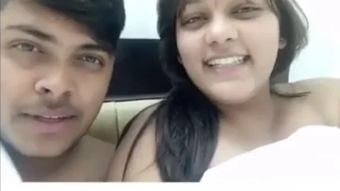 Desi chubby girl in hotel viral video Desi Porn MMS